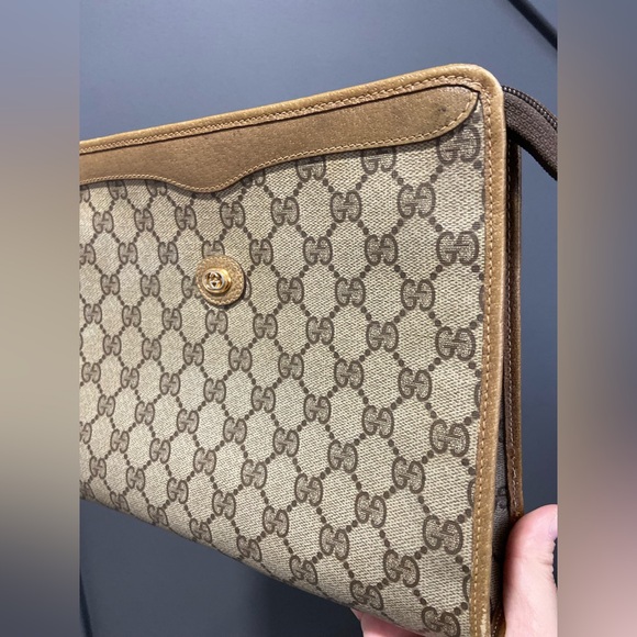 Gucci Beige and Brown Monogram Bag - Picture 3 of 15